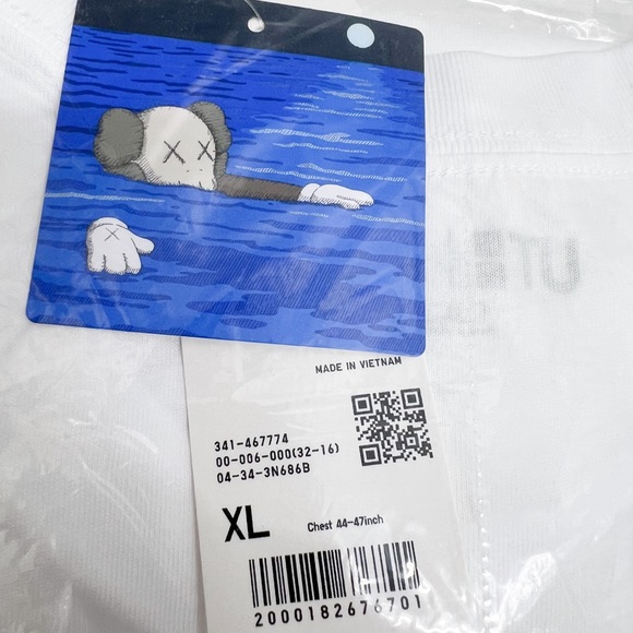 KAWS UT (Short-Sleeve Graphic T-Shirt) - Picture 11 of 13